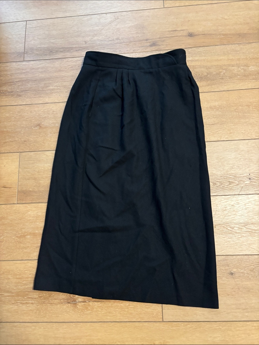 Timeless Black Midi Skirt — Sleek High-Waist Design